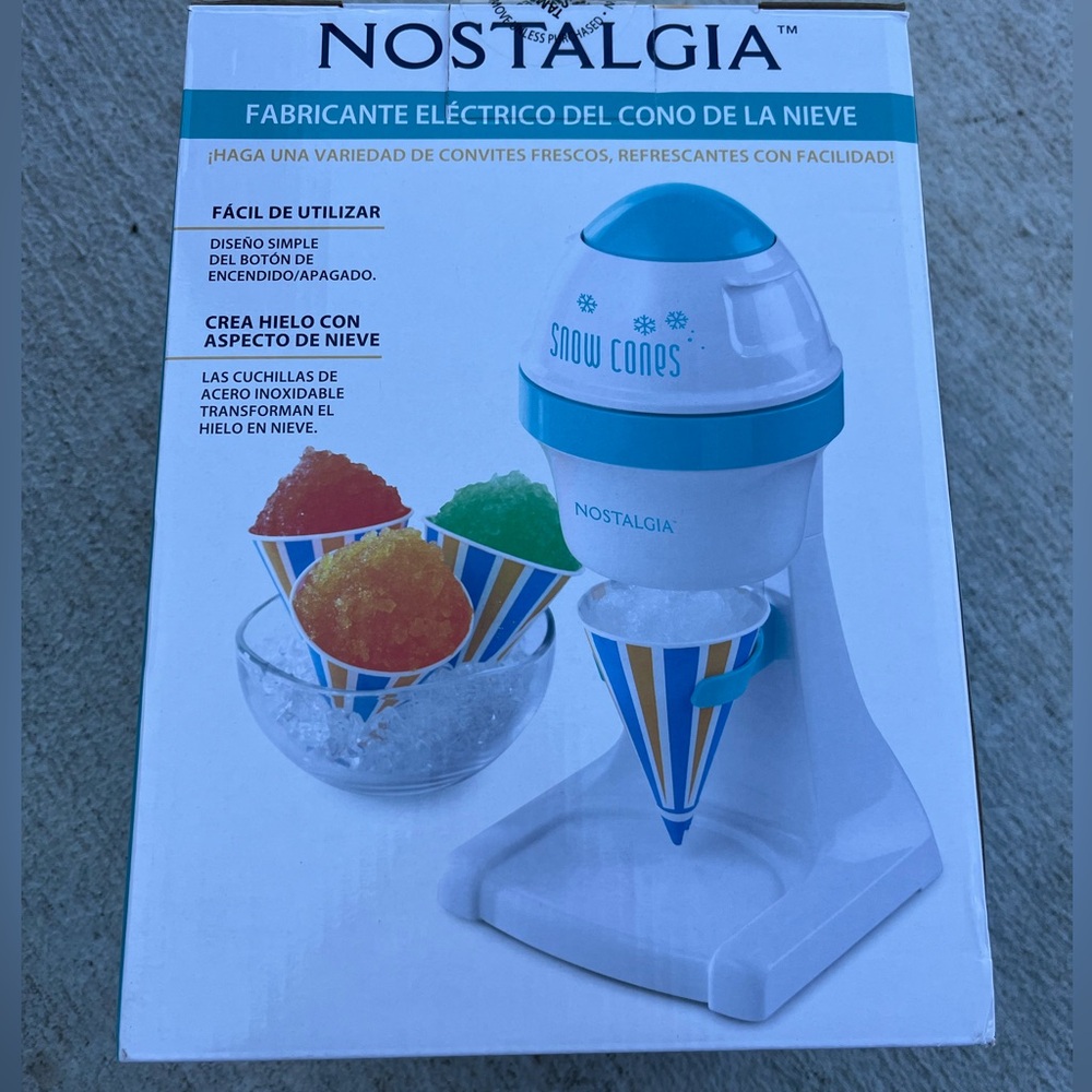 Brand new Nostalgia Electric Snowcone Maker